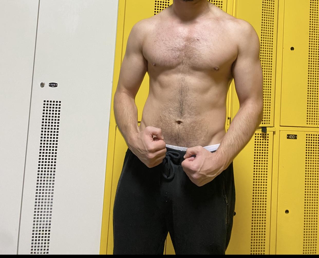 Marcus after 5 months online coaching - LEAN GAINS transformation results